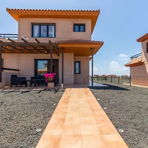 Сasa de vacaciones J&h, Lajares